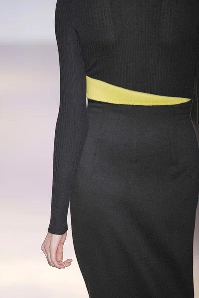 Look 74